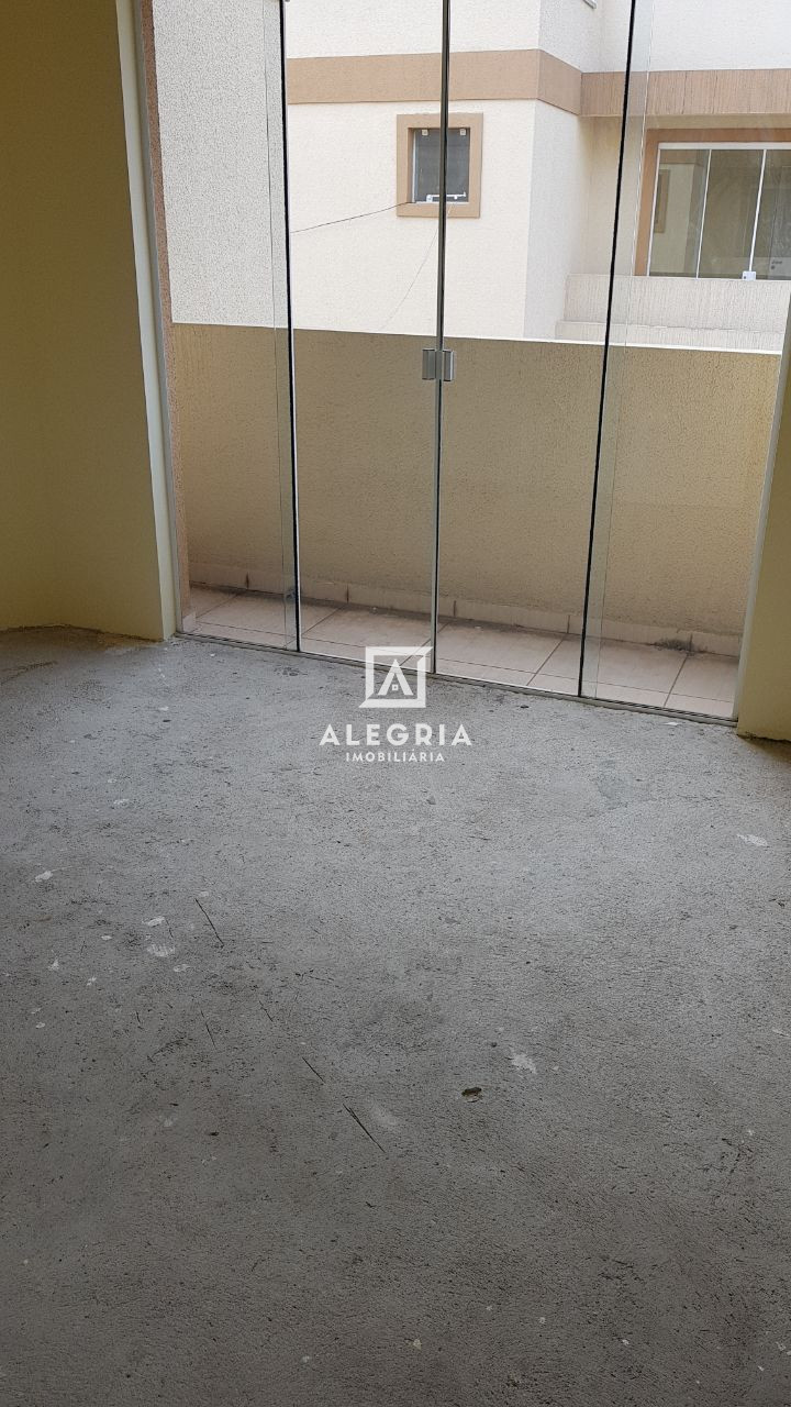 Sobrado 3 Dormitórios Sendo 1 Suíte no Boqueirão em Curitiba