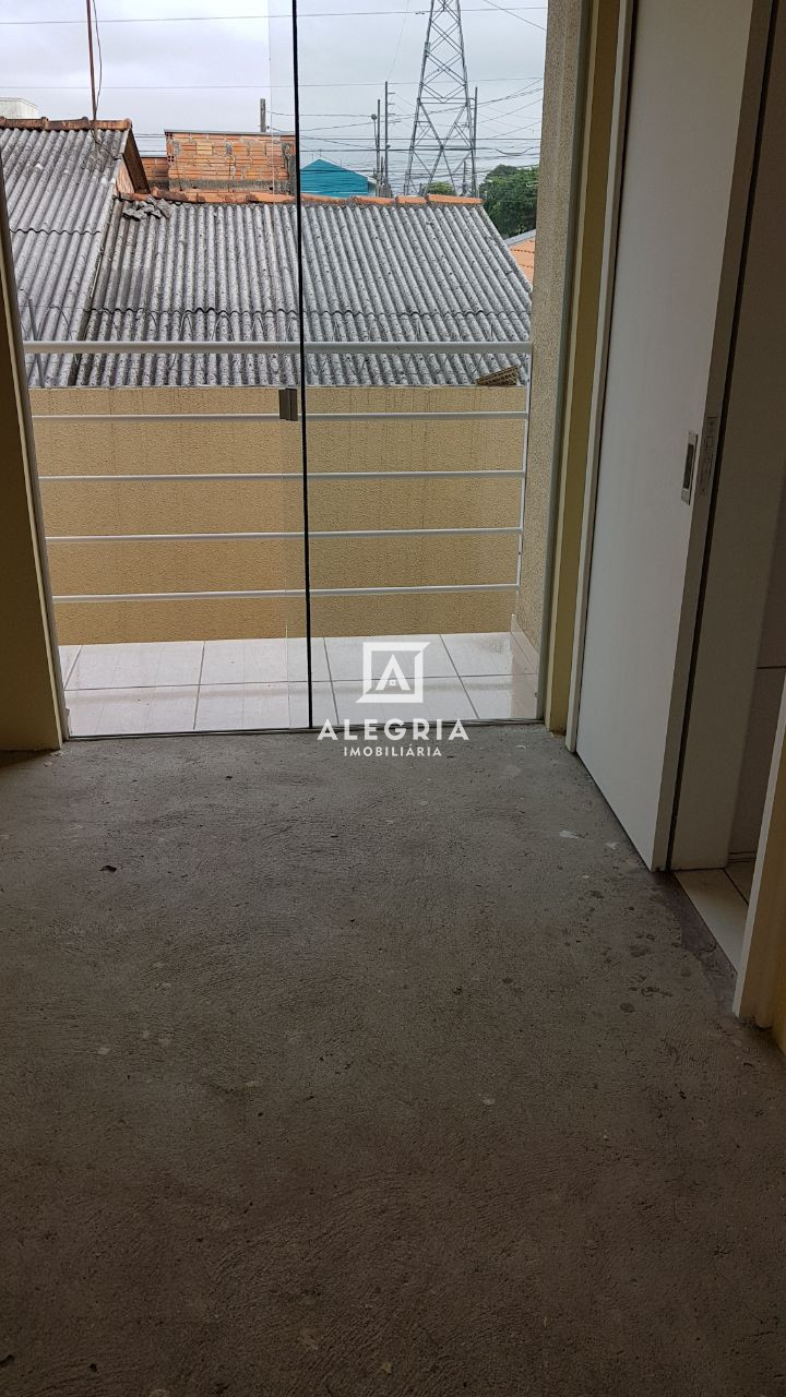 Sobrado 3 Dormitórios Sendo 1 Suíte no Boqueirão em Curitiba