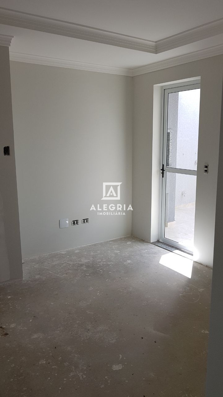 Apartamento 02 Dormitórios sendo 01 Suite  com Elevador no Urano em São José dos Pinhais