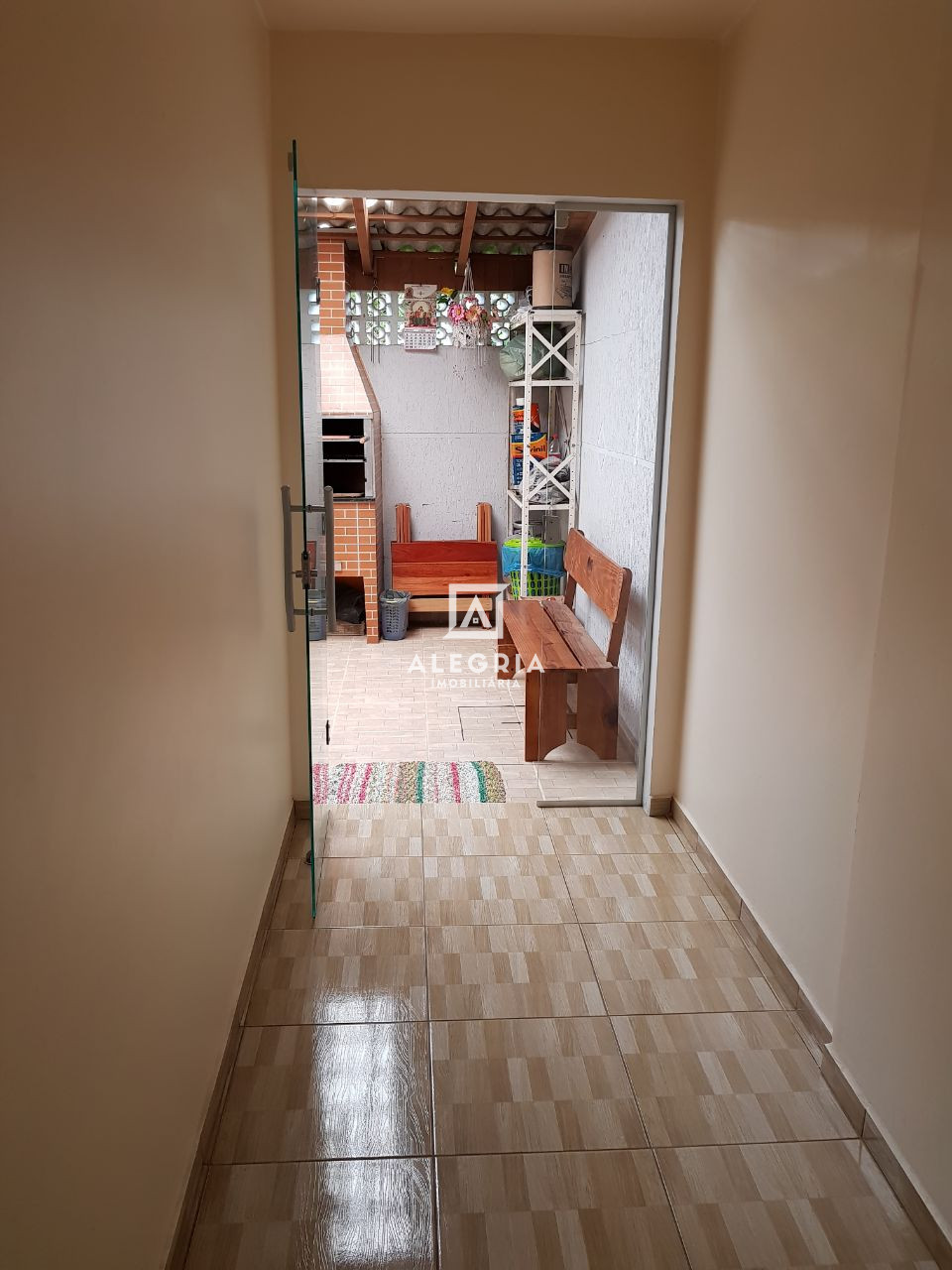 Casa 3 Dormitórios no Colonia Rio Grande em São José dos Pinhais