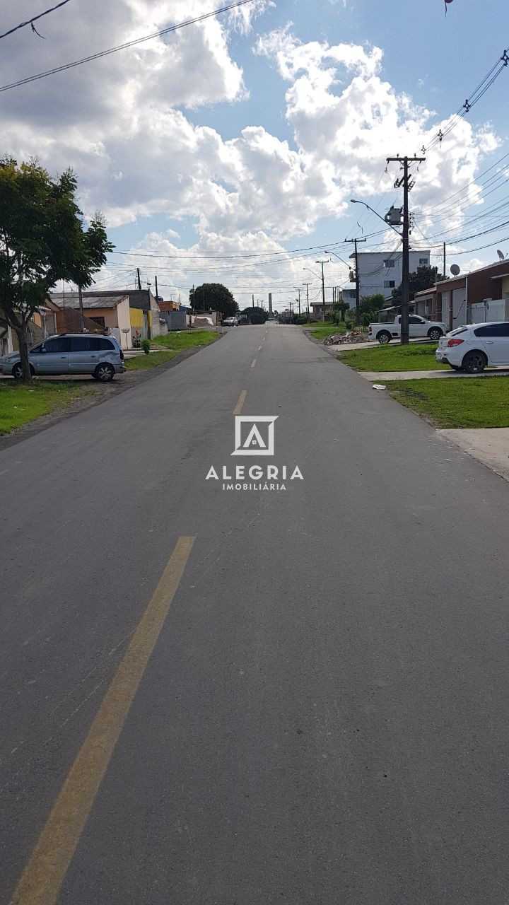 Casa de Esquina com 03 Dormitórios no São Marcos em São José dos Pinhais