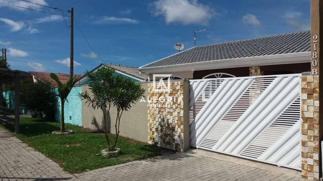 Casa 02 Dormitórios no Guatupe em São José dos Pinhais