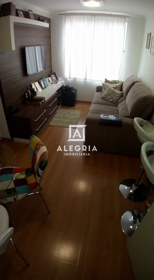 Apartamento Semi Mobiliado 02 Dormitórios no Bairro Bom Jesus em São José dos Pinhais