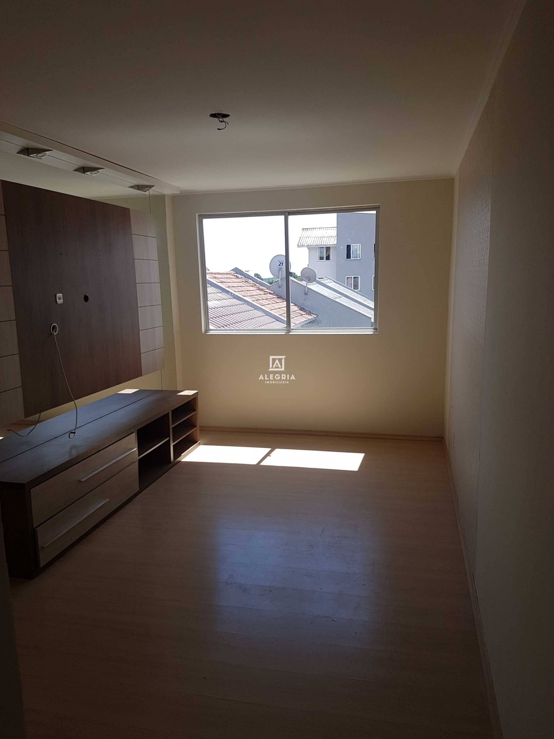 Apartamento 02 Dormitórios Bairro Colônia Rio Grande em São José dos Pinhais