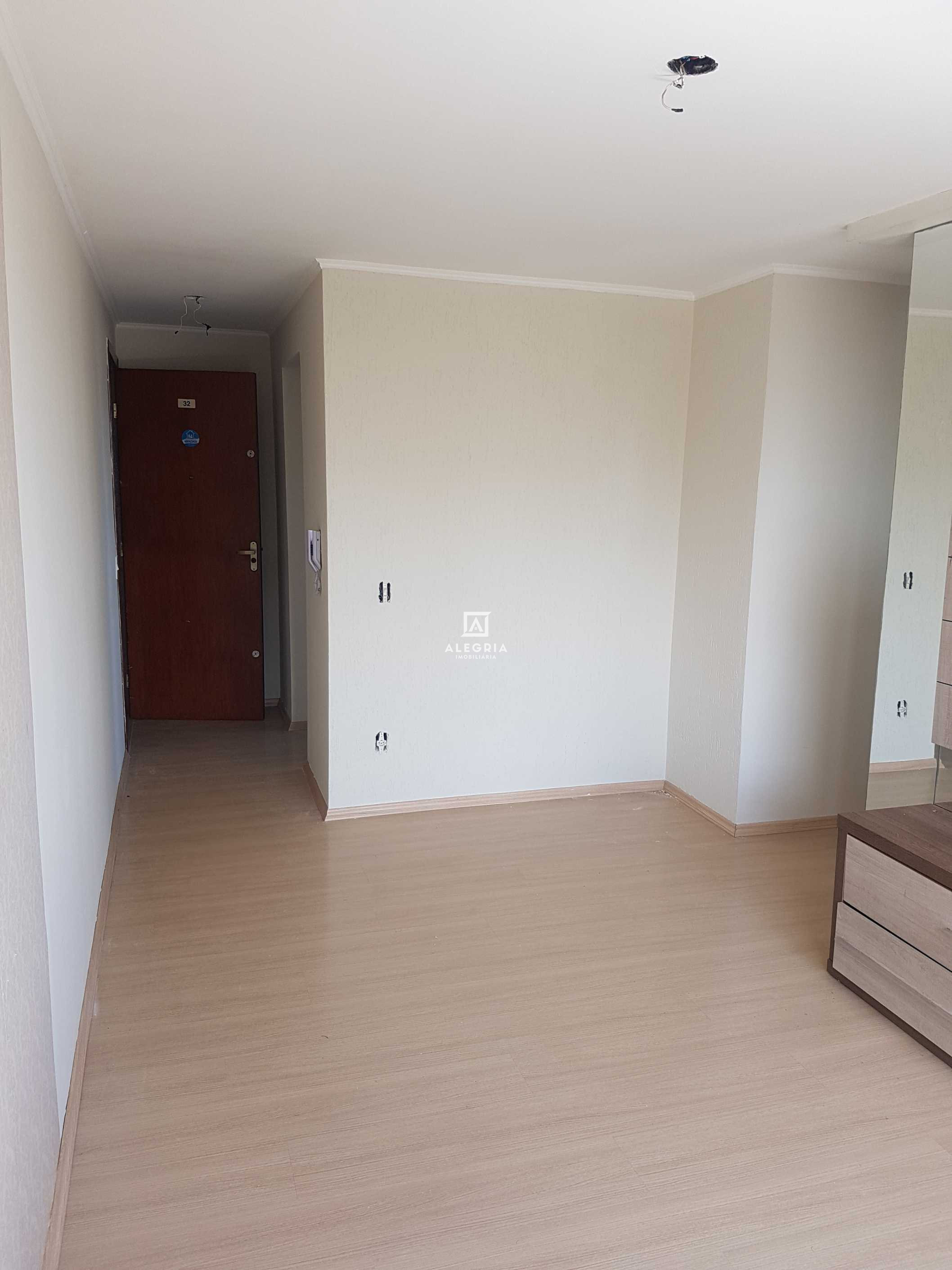 Apartamento 02 Dormitórios Bairro Colônia Rio Grande em São José dos Pinhais