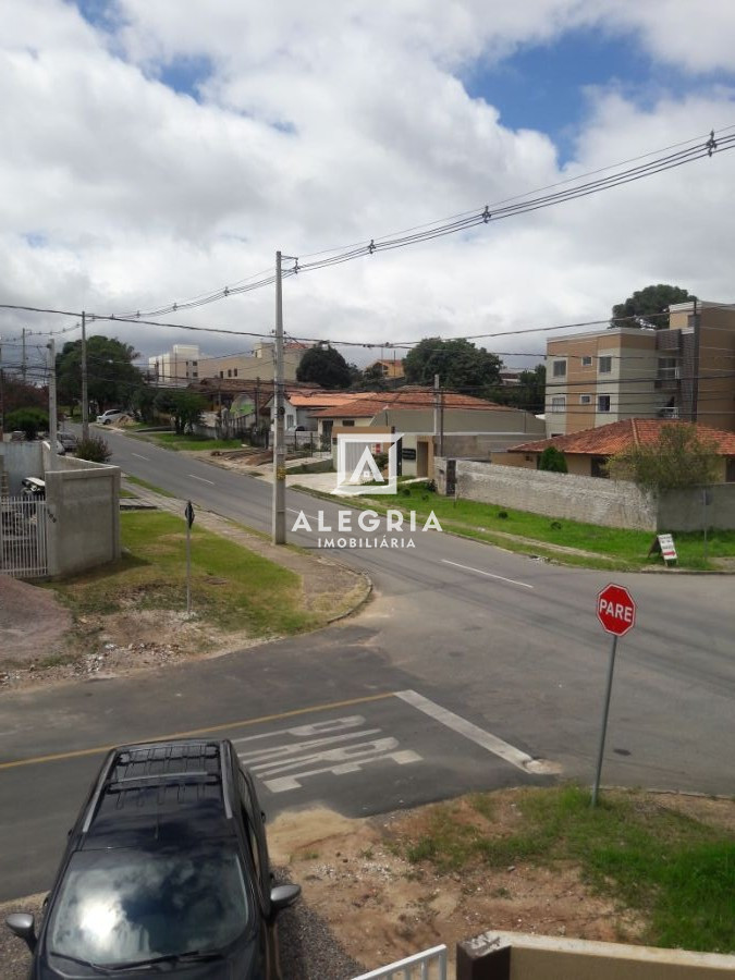 Sobrado 03 Dormitórios sendo 01 Suite no Cruzeiro em São José dos Pinhais