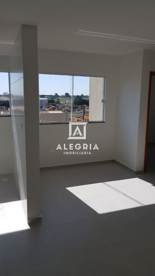 Apartamento 02 Dormitórios com ELEVADOR no Cruzeiro em São José dos Pinhais