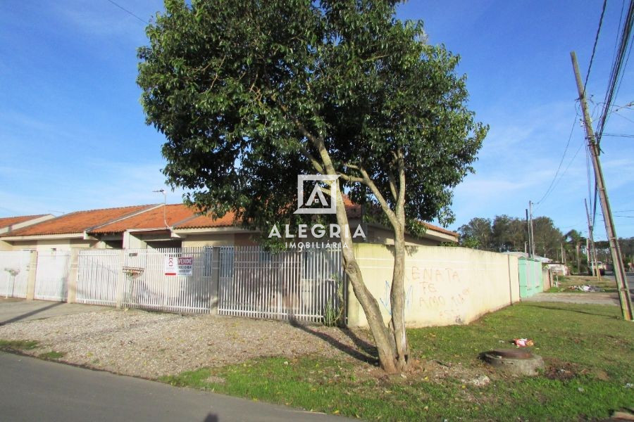 Casa 03 Dormitórios  Bairro São Marcos em São José dos Pinhais em São José dos Pinhais