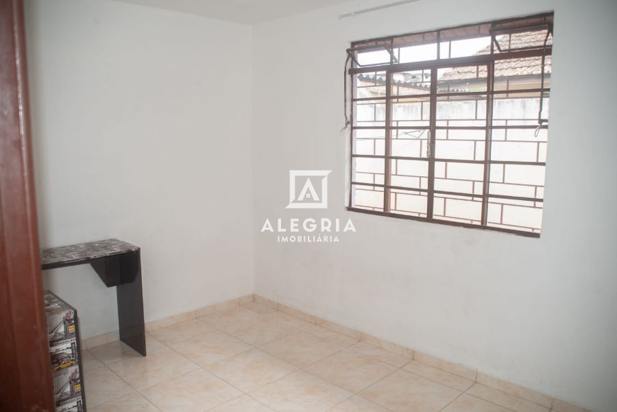 Excelente Residencia contento 04 Dormitórios no bairro Afonso Pena em São José dos Pinhais