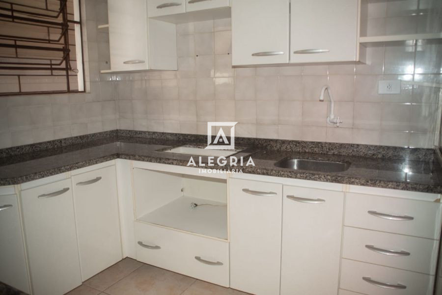 Excelente Residencia contento 04 Dormitórios no bairro Afonso Pena em São José dos Pinhais