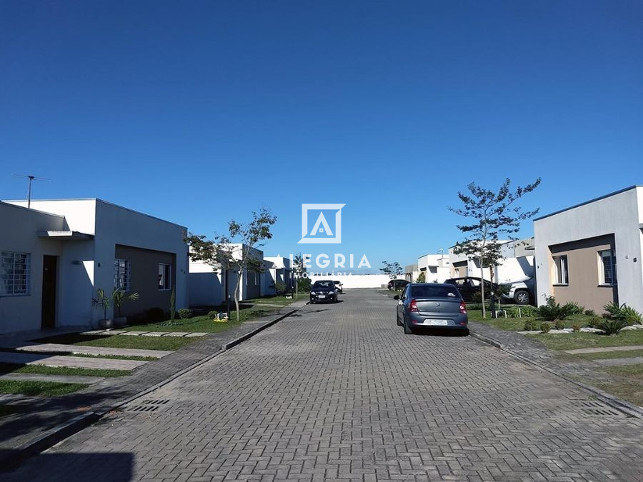 Linda Residência 02 Dormitórios do Bairro Ipê em São José dos Pinhais