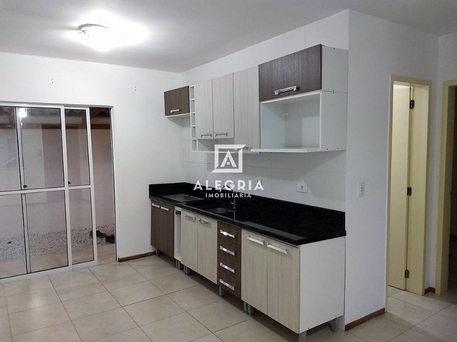 Linda Residência 02 Dormitórios do Bairro Ipê em São José dos Pinhais