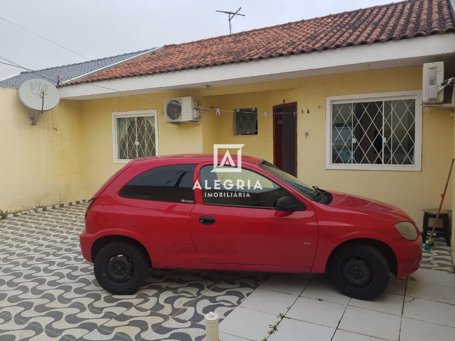 Linda Residência 03 Dormitórios no Bairro Jardim Del Rey em São José dos Pinhais