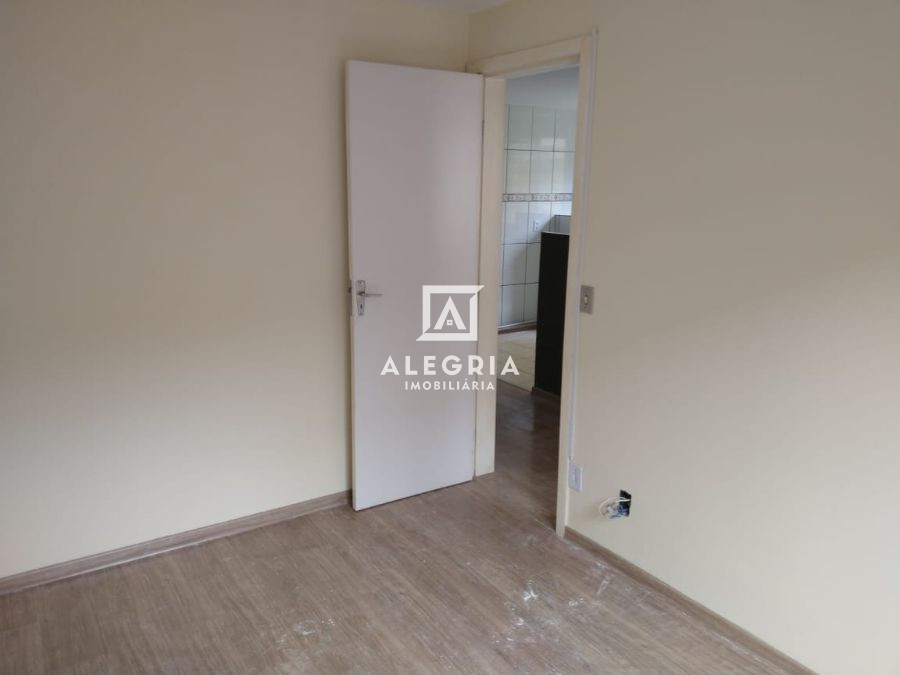 Apartamento 02 Dormitórios no bairro Col. Rio Grande em São José dos Pinhais