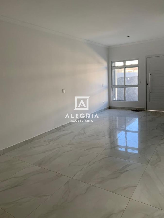 Casa 03 Dormitórios Sendo 01 Suite no Bom Jesus em São José dos Pinhais