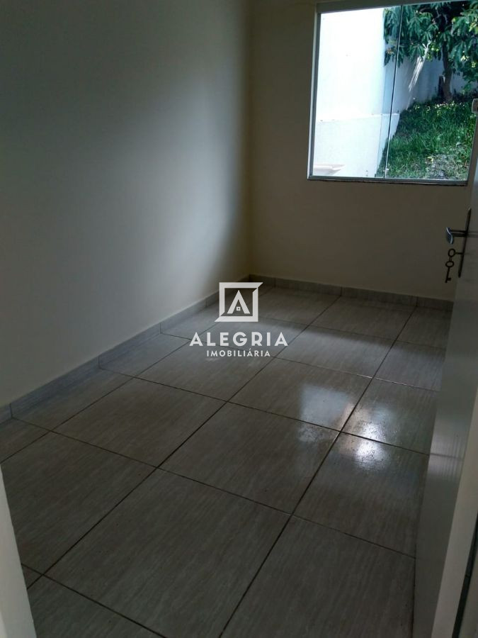 Linda Casa 03 Dormitórios no Bairro São Marcos em São José dos Pinhais