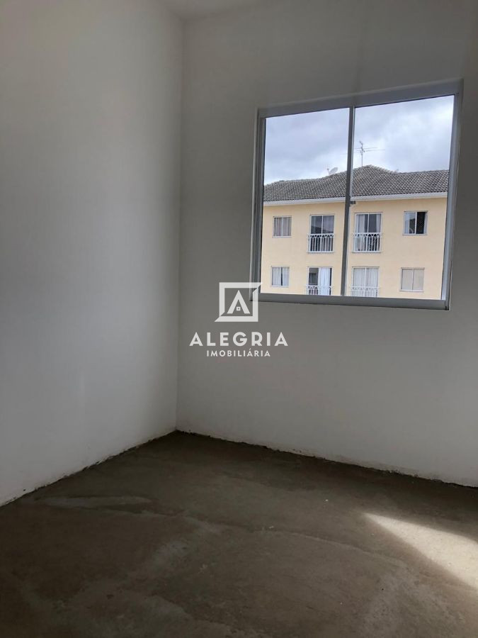 Lindo apartamento 03 Dormitórios sendo 01 suíte Com Documentação Inclusa - no Bairro Bairro Guatupê em São José dos Pinhais