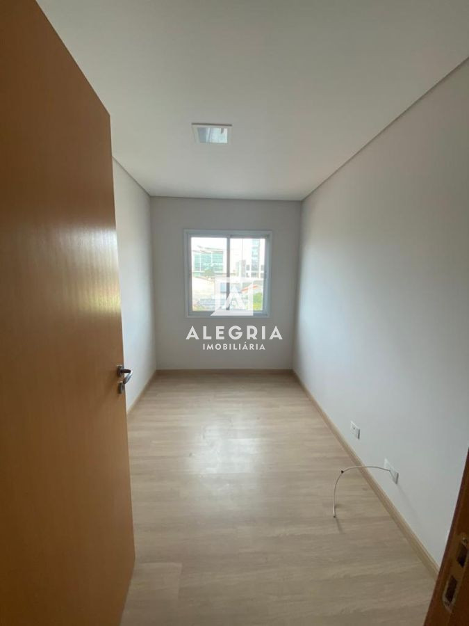 Apartamento 03 Dormitórios (Sendo 01 Suíte), Centro em São José dos Pinhais