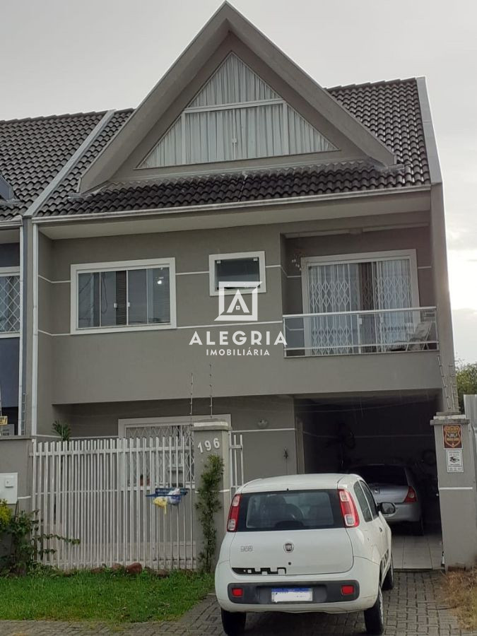 Lindo Triplex Mobiliado 03 Quartos com 01 Suíte no Bairro São Cristóvão em São José dos Pinhais