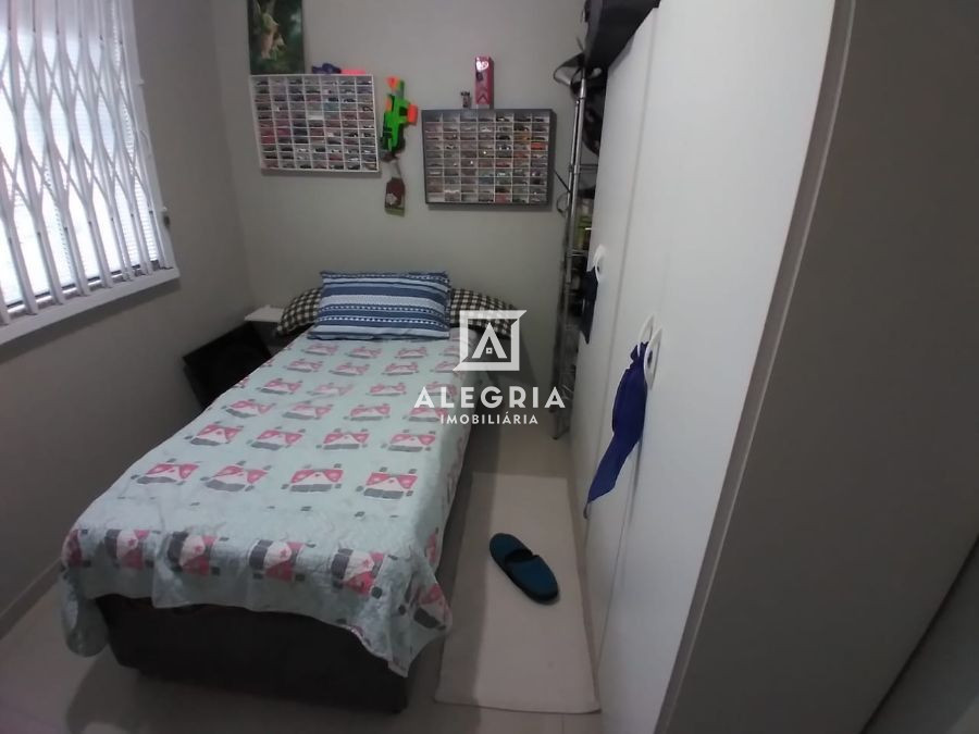 Lindo Triplex Mobiliado 03 Quartos com 01 Suíte no Bairro São Cristóvão em São José dos Pinhais