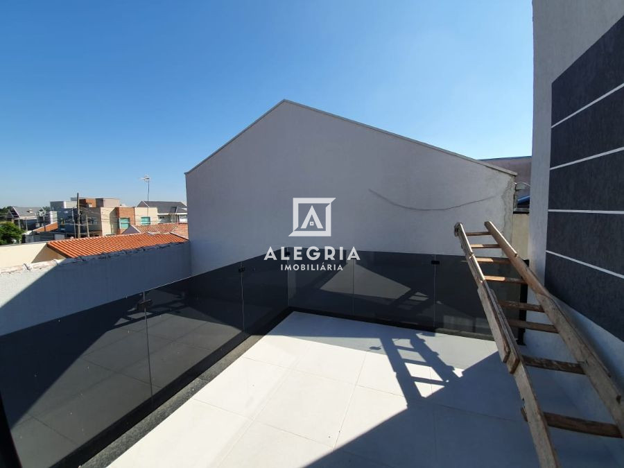 Linda Casa No Monte Líbano em São José dos Pinhais