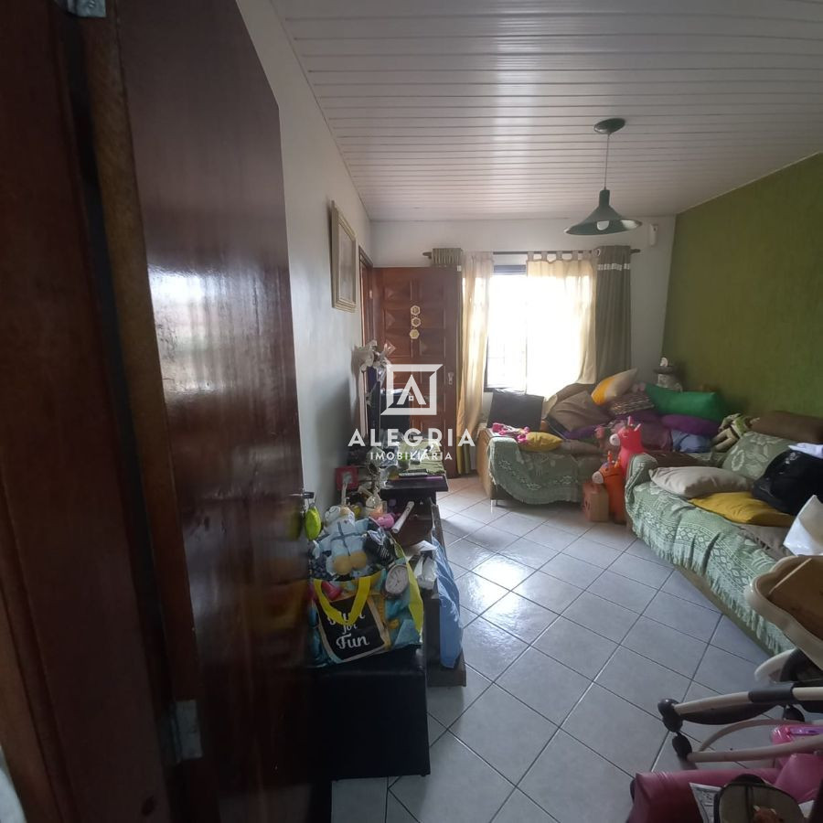 Linda Casa de 3 Quartos com Edícula nos fundos no Bairro  Monte Líbano em São José dos Pinhais