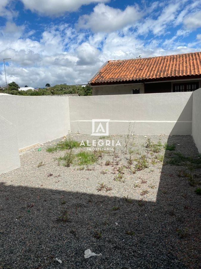 Casa Contendo 03 Dormitórios com Ático no Portal do Sol em São José dos Pinhais