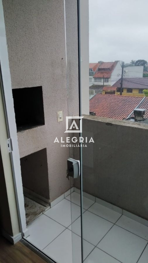 Excelente Apartamento Semi-Mobiliado 02 Dormitórios no Bairro Cruzeiro em São José dos Pinhais