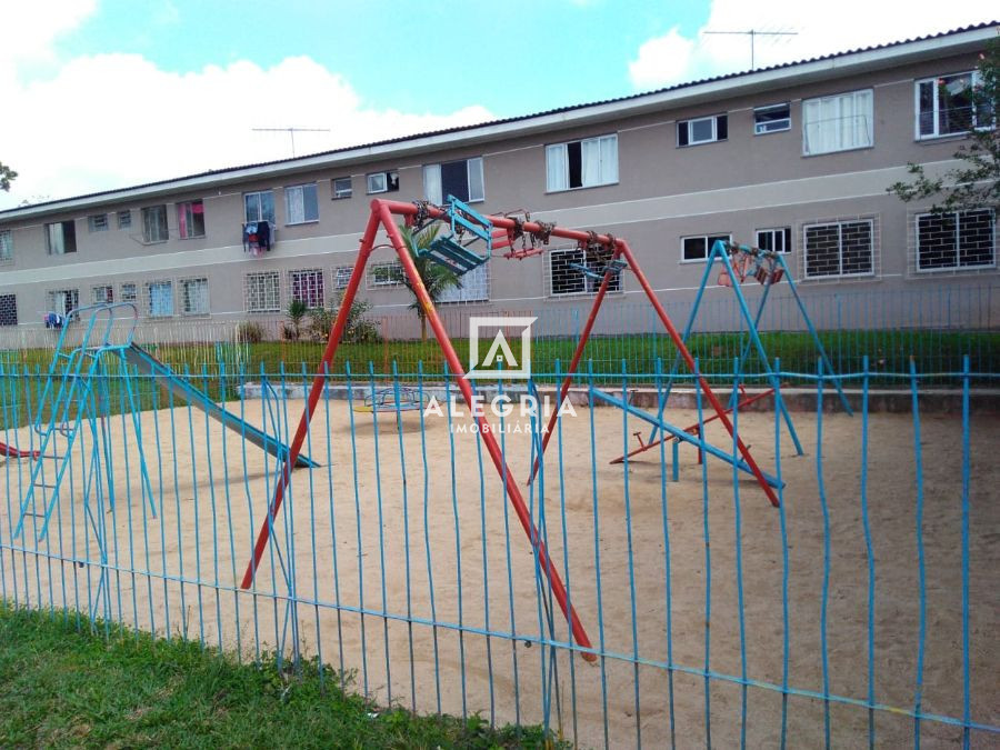 Lindo Apartamento de 2 Quartos no Bairro Colônia Rio Grande em São José dos Pinhais