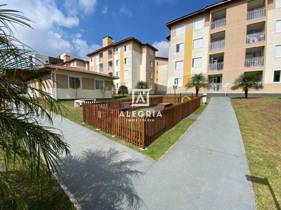 Apartamento 03 Dormitórios (Sendo 01 Suíte), todo mobiliado em São José dos Pinhais