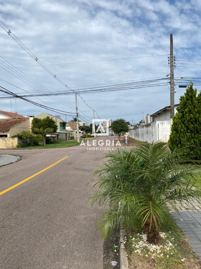 Sobrado 03 Dormitórios, Bairro Cidade Jardim em São José dos Pinhais