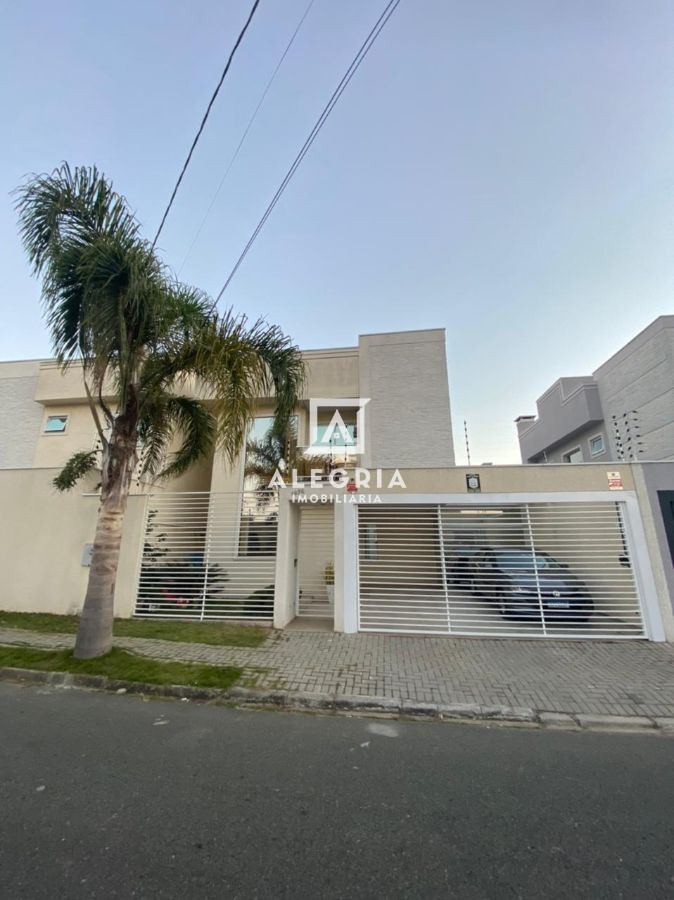 Sobrado com 03 Suítes, Bairro Boneca do Iguaçú em São José dos Pinhais