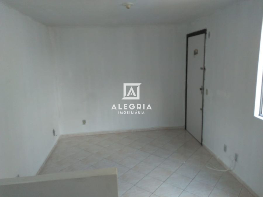 Apartamento Contendo 02 Dormitórios no Afonso Pena em São José dos Pinhais