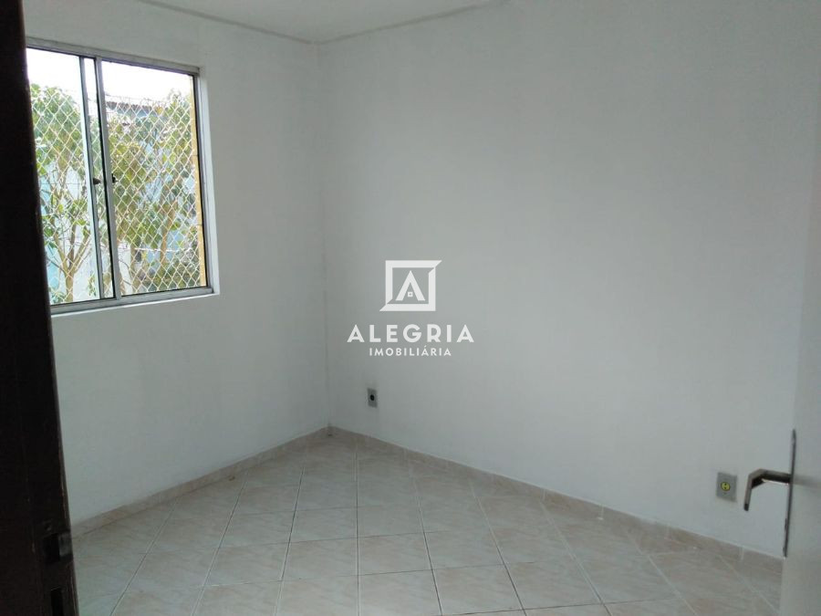 Apartamento Contendo 02 Dormitórios no Afonso Pena em São José dos Pinhais