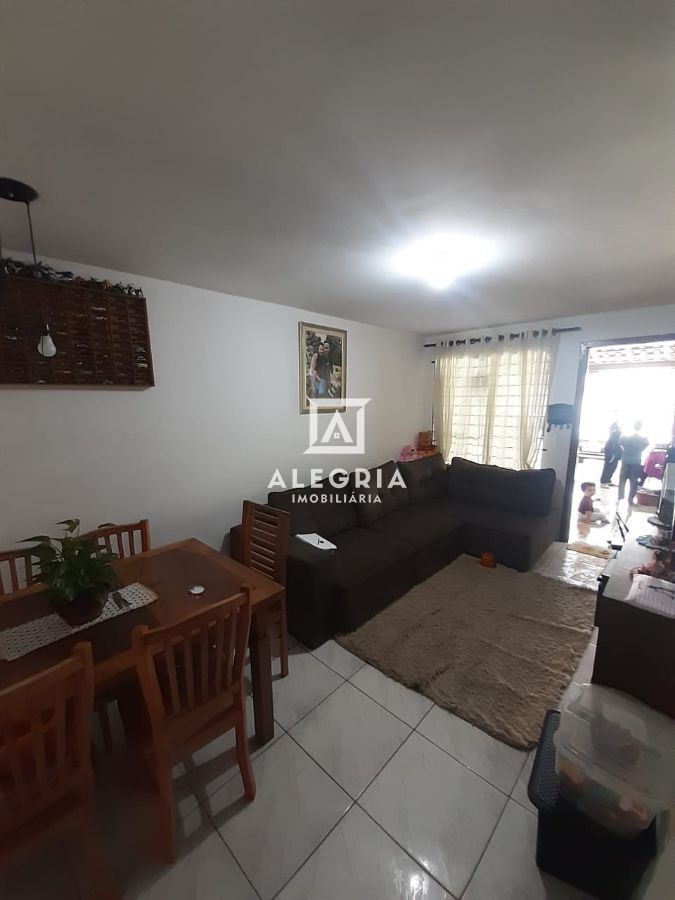 Linda casa 2 quartos em São José dos Pinhais