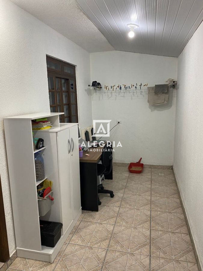 Casa Contendo 02 Dormitórios no Jardim Alvorecer em São José dos Pinhais