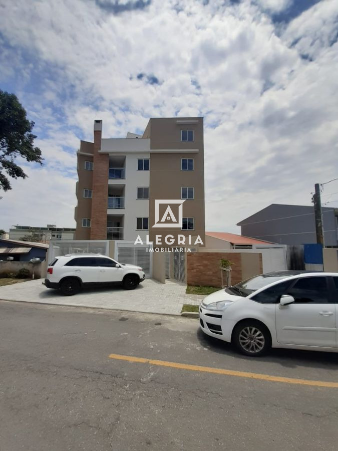 Lindo Apartamento com 2 quartos e 2 vagas de garagem em São José dos Pinhais