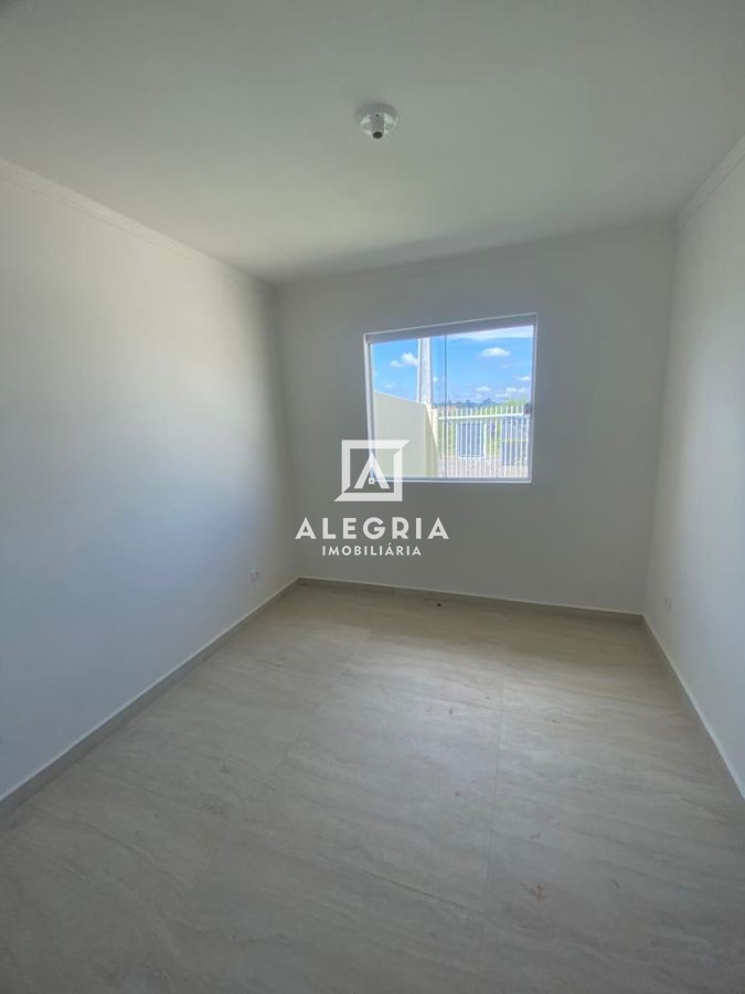 Casa Contendo 03 Dormitórios no Bairro São Francisco em São José dos Pinhais