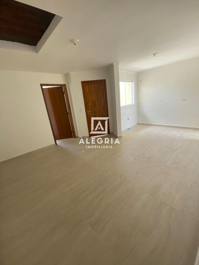 Casa Contendo 03 Dormitórios no Bairro São Francisco em São José dos Pinhais