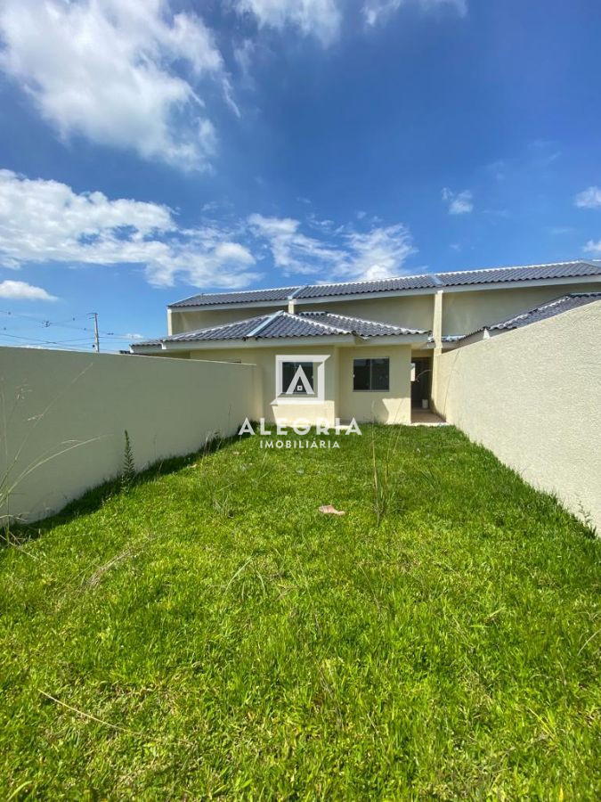 Casa Contendo 03 Dormitórios no Bairro São Francisco em São José dos Pinhais