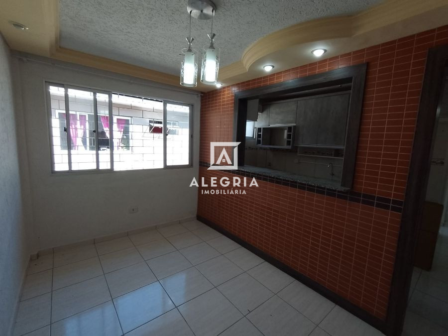 Lindo Apartamento de 2 Quartos no Bairro Colônia Rio Grande em São José dos Pinhais