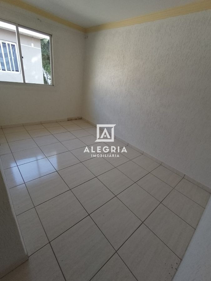 Lindo Apartamento de 2 Quartos no Bairro Colônia Rio Grande em São José dos Pinhais