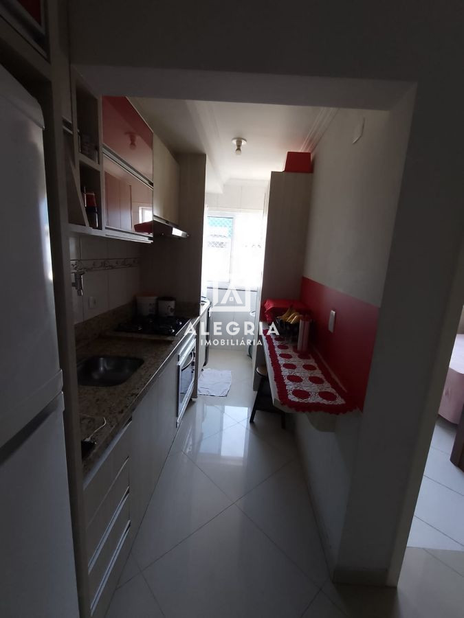 Lindo Apartmanento de 02 Quartos semi mobiliado na Costeira em São José dos Pinhais