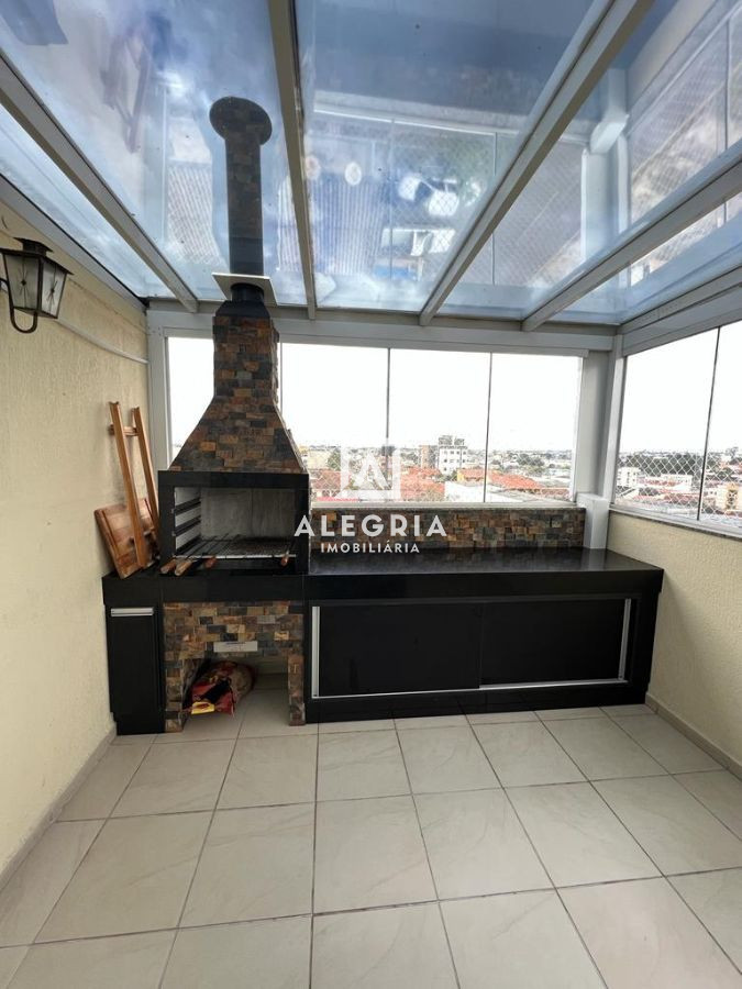 Lindo Apartamento Duplex Mobiliado Contendo 02 Dormitórios Sendo 01 Suite em São José dos Pinhais