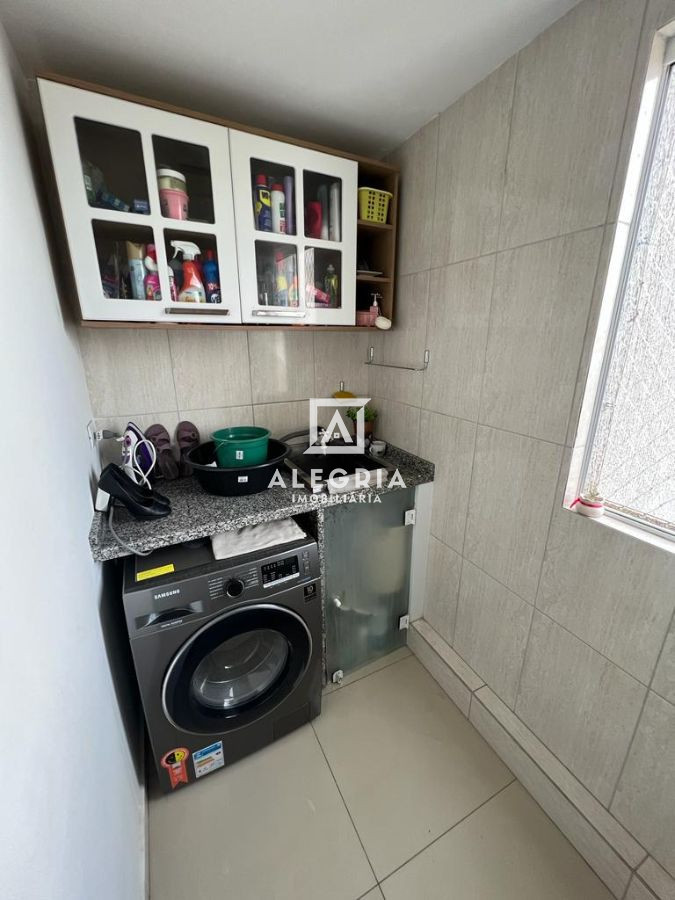 Lindo Apartamento Duplex Mobiliado Contendo 02 Dormitórios Sendo 01 Suite em São José dos Pinhais