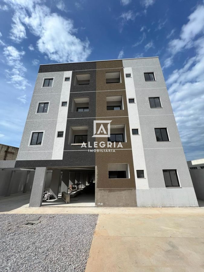 Lindo Apartamento Contendo 02 Dormitórios no Bairro Braga em São José dos Pinhais