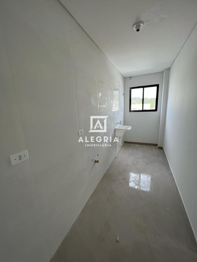 Lindo Apartamento Contendo 02 Dormitórios no Bairro Braga em São José dos Pinhais