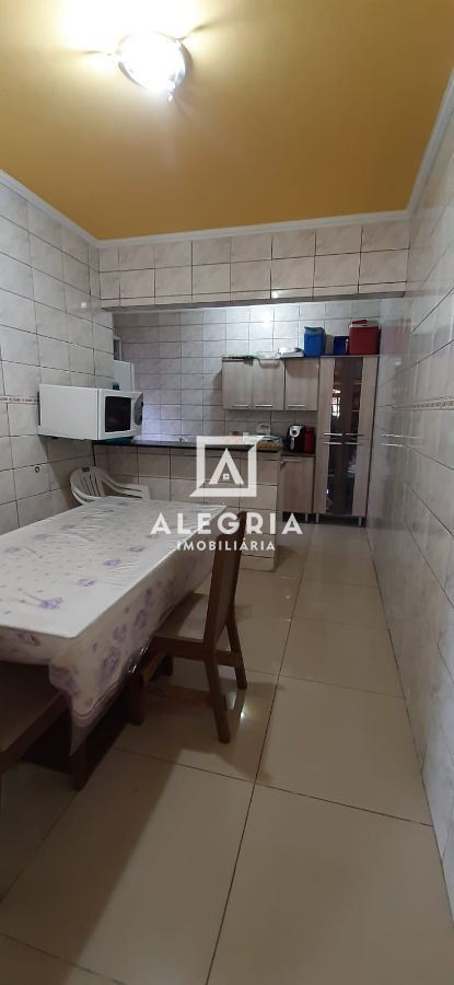 Casa Contendo 03 Dormitórios no Bairro Parque São José em São José dos Pinhais