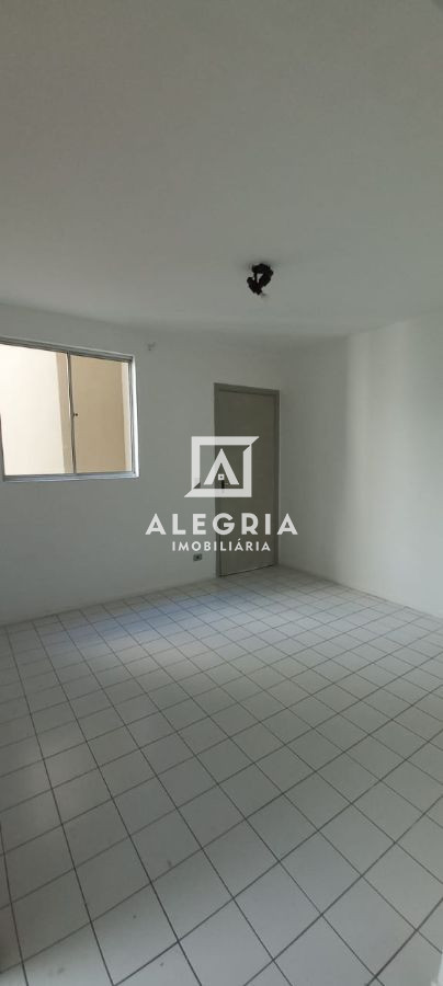 Apartamento 02 Quartos Próximo ao Condor da Rua Joinville em São José dos Pinhais