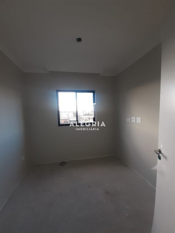 Lindo Apartamento 3 quartos sendo 1 suíte em São José dos Pinhais